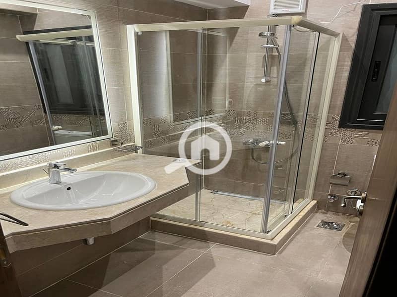 5 WhatsApp Image 2025-12-18 at 1.05. 48 PM (2). jpeg