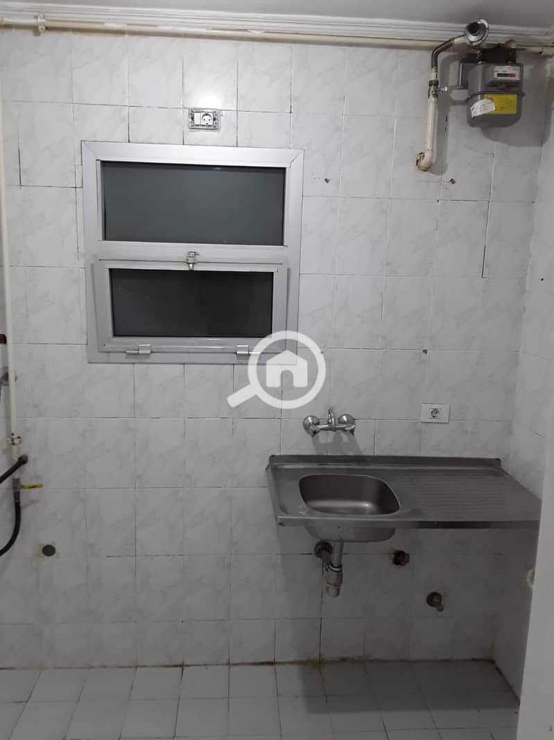 6 322a66b4-54ae-452c-b6e2-ac2415b299ac. jpg