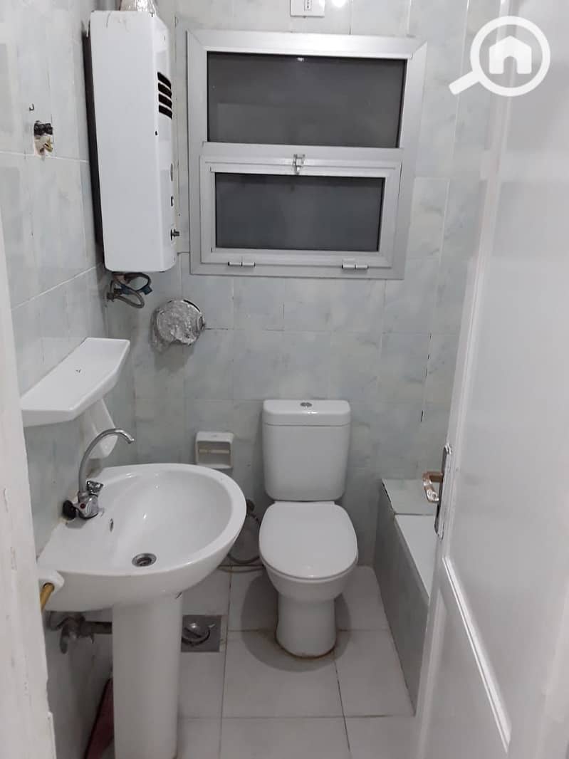 7 cb304c2b-75bb-4a97-91b7-22ed8eb8a8bc. jpg