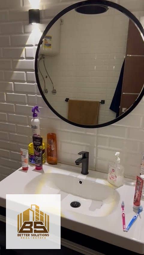 6 fb0276f2-9e51-4a38-8bb6-118f33602dc3. jpg