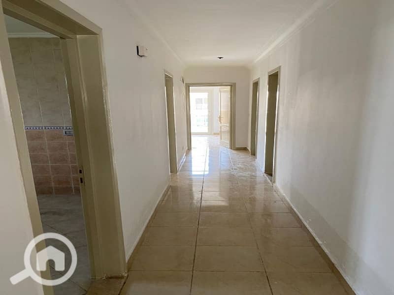 5 94fdab33-abc8-4a82-bf0b-6d274f19e435. jpg