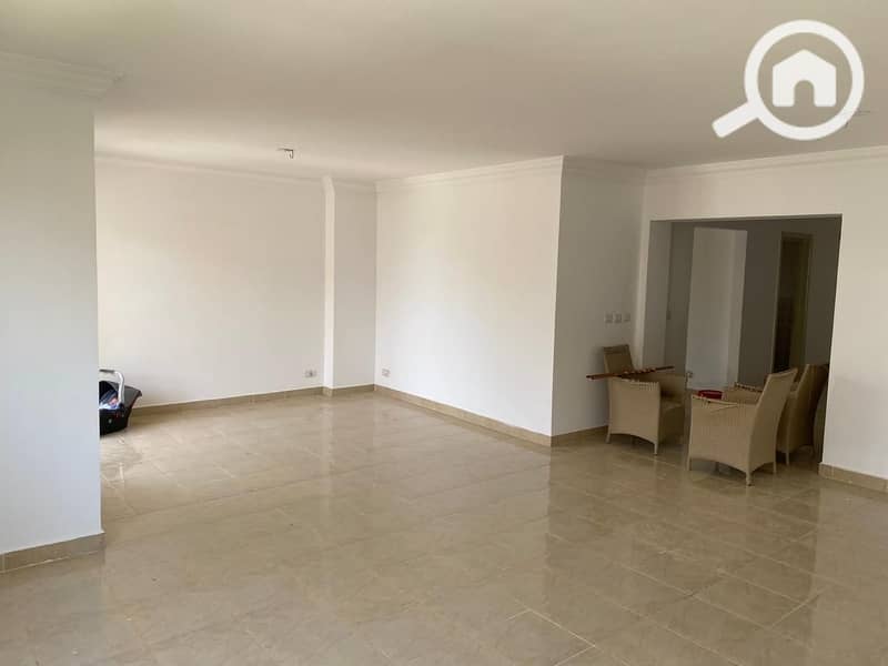 8 766e3f2c-b265-4f80-8556-a169fdea378f. jpg