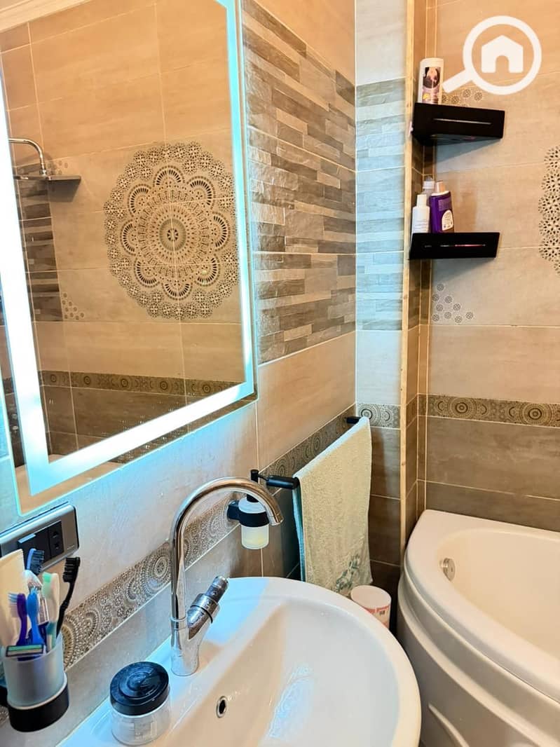 18 WhatsApp Image 2025-12-19 at 18.37. 42 (1). jpeg