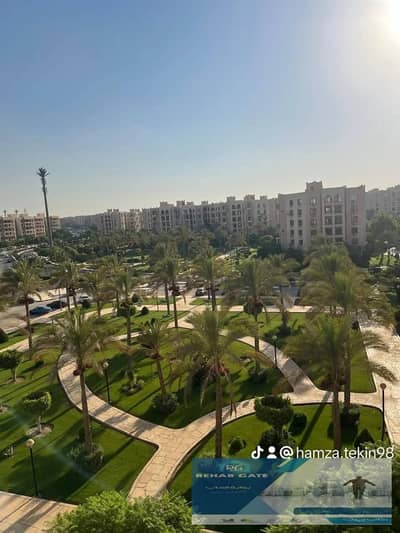 شقة 3 غرف نوم للايجار في القاهرة الجديدة، القاهرة - WhatsApp Image 2025-12-15 at 1.07. 48 PM. jpeg