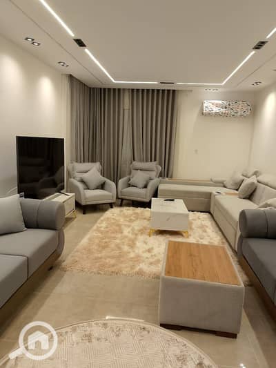 شقة 3 غرف نوم للايجار في 6 أكتوبر، الجيزة - WhatsApp Image 2025-12-19 at 6.53. 07 PM (2). jpeg