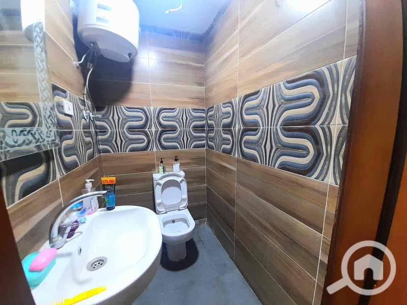 15 4235b7f8-f998-4815-ae8f-a2e2335f9ca7. jpg