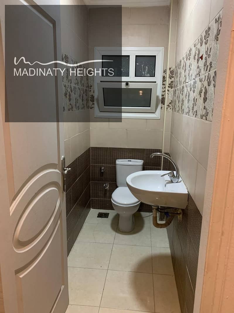 10 WhatsApp Image 2025-12-19 at 5.37. 13 PM. jpeg