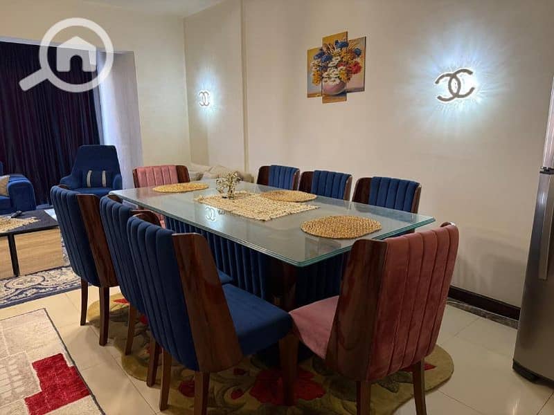 5 7bb60452-31bf-4cbd-9397-d5bce578e9ac. jpg