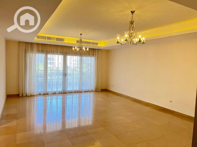 11 cd8946cf-acb0-44b9-b75d-7aba4ee0dc3e. jpg