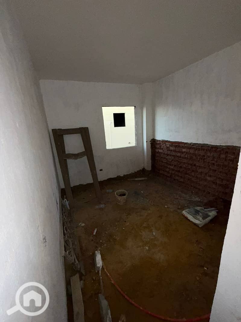 3 4f7fbe6a-cb58-4029-9279-9c6236eb4d64. jpeg