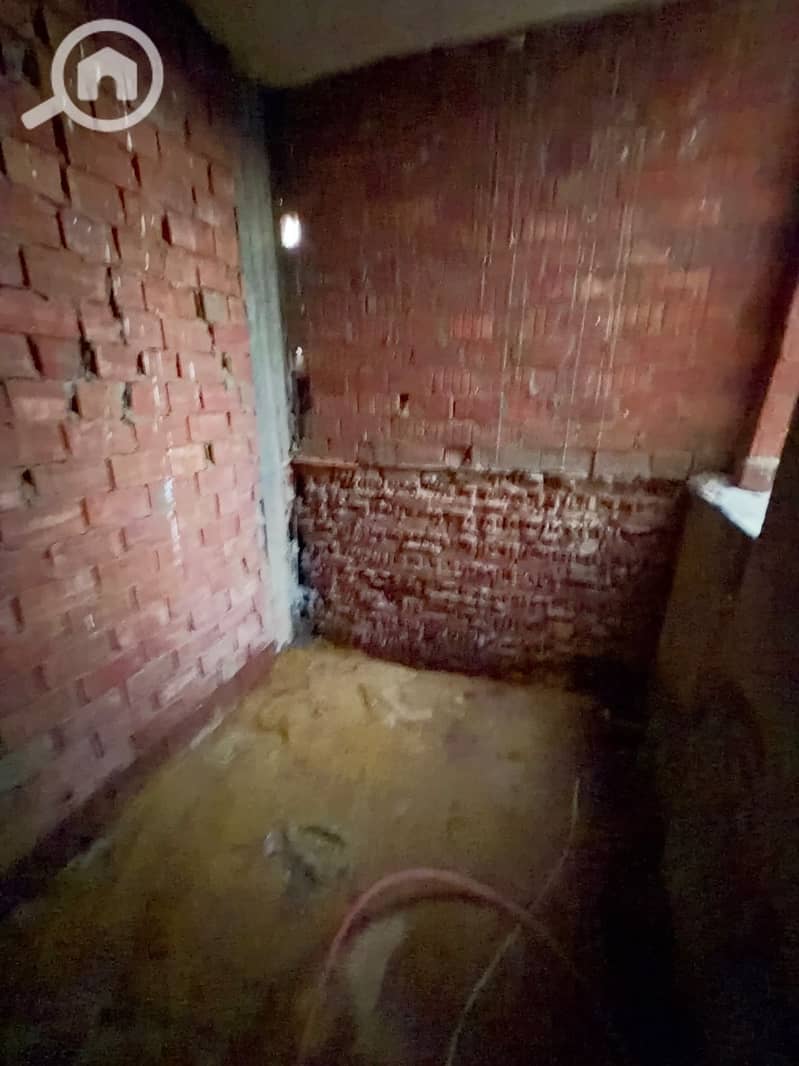 4 f08ac812-b159-4b03-9e6c-150daebf8272. jpeg