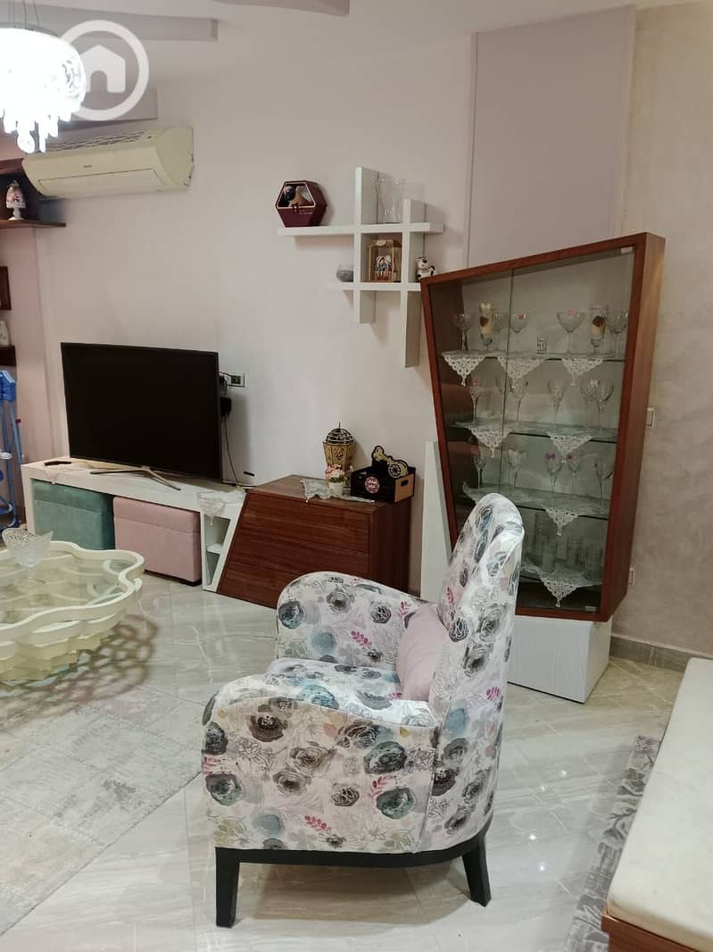 4 722b5f0c-e192-475c-bd44-923c42680d77. jpg