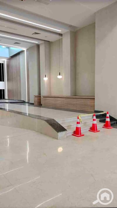 Retail for Sale in New Cairo, Cairo - 1001062070. jpg