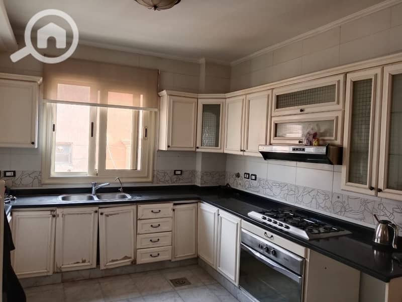 8 d710f744-721e-4c64-bfbf-48139538e311. jpg