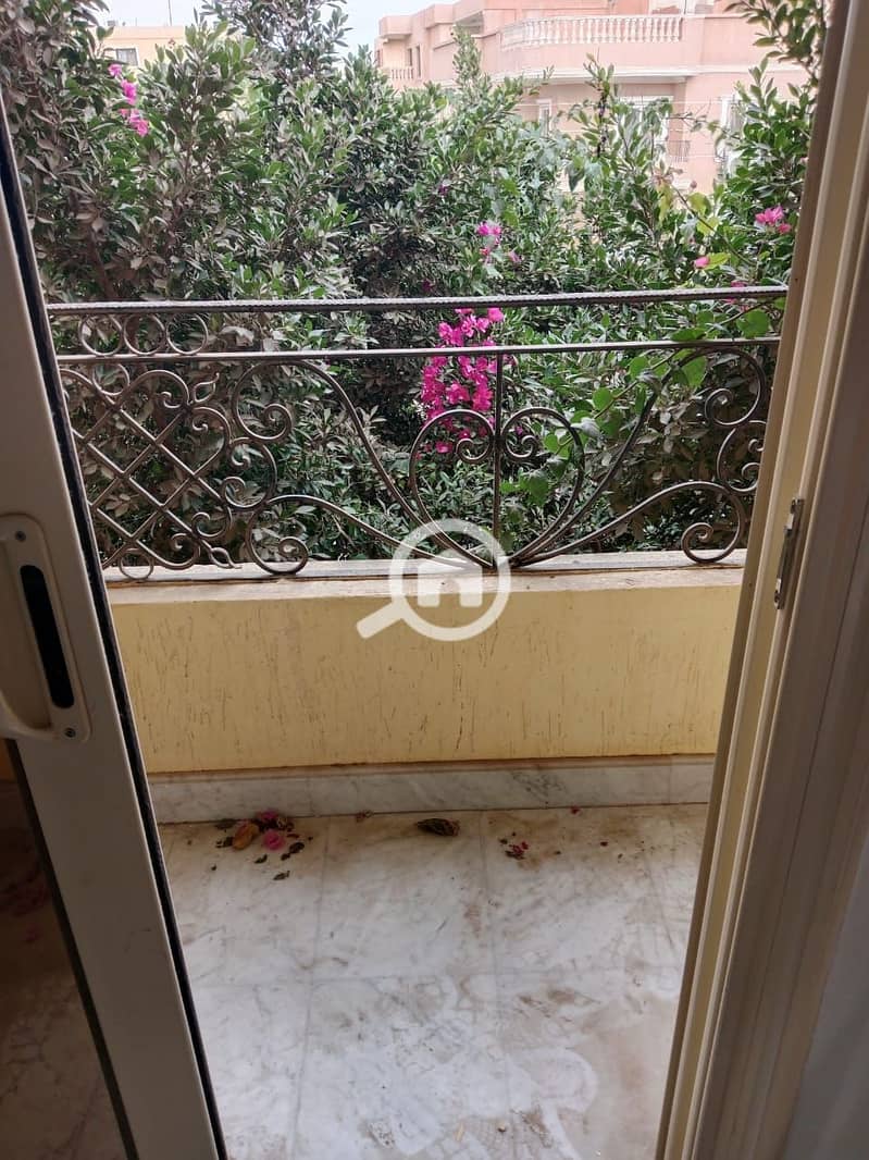 16 8d17bc08-bc5c-482d-aa44-c9c87cff5980. jpg