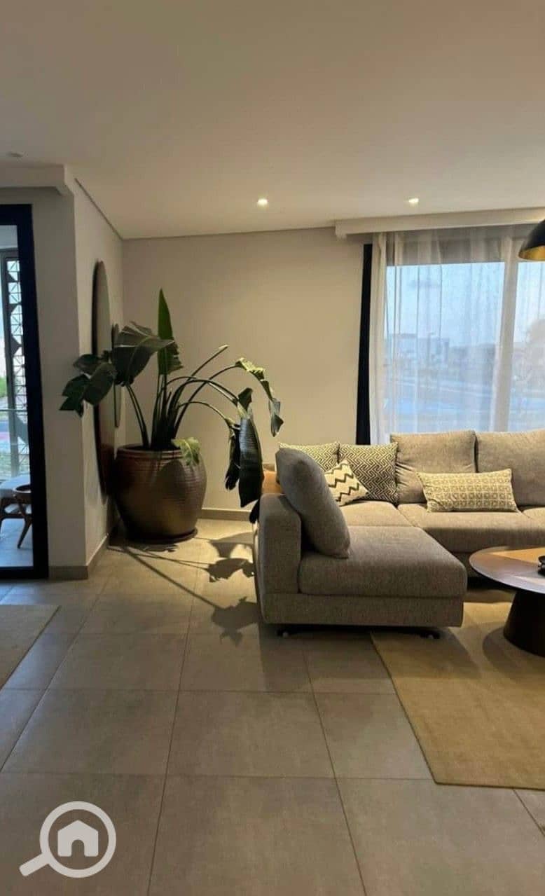 6 8ab24d68-2a99-4cf5-bd1e-597c043bba6c. jpeg