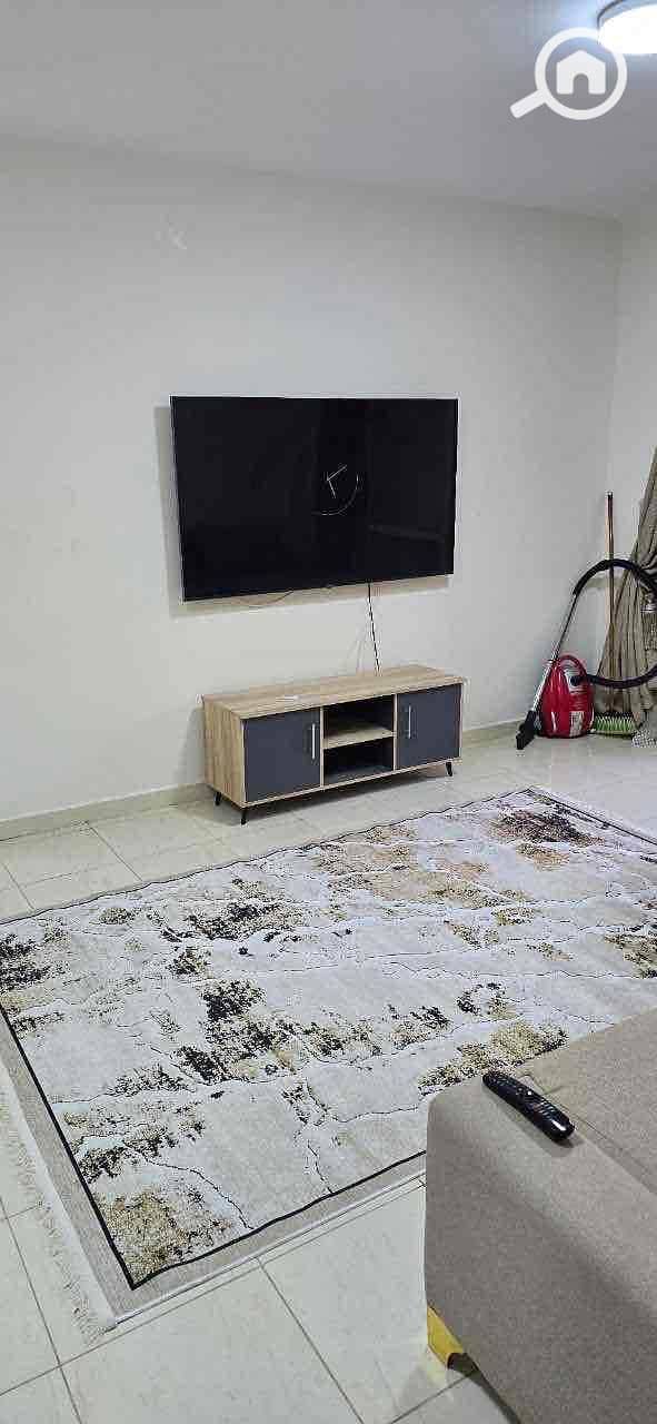 3 f02bc573-f518-41d4-b785-3df17a9e29d8. jpg