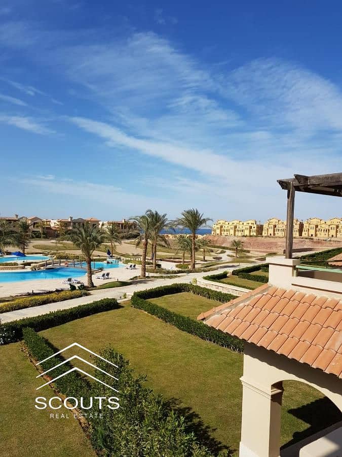 11 472051084 - Copy. jpg