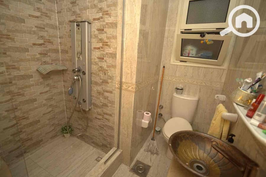 5 83853a88-42ba-41b6-9baf-d1f8a25ff51a. jpg