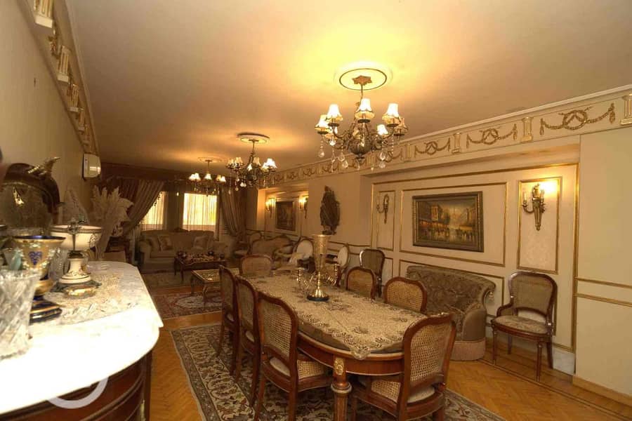 7 e3f39357-2031-4442-a9f7-1c3b4f1c5361. jpg