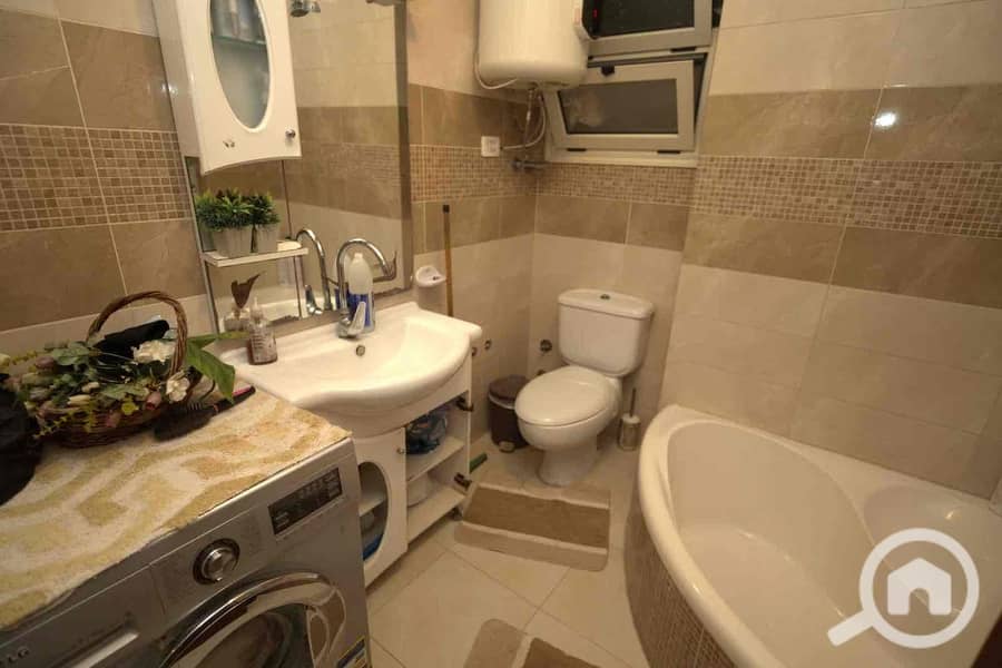 13 d33ada94-9b50-44d8-bfe9-f036fbc88924. jpg