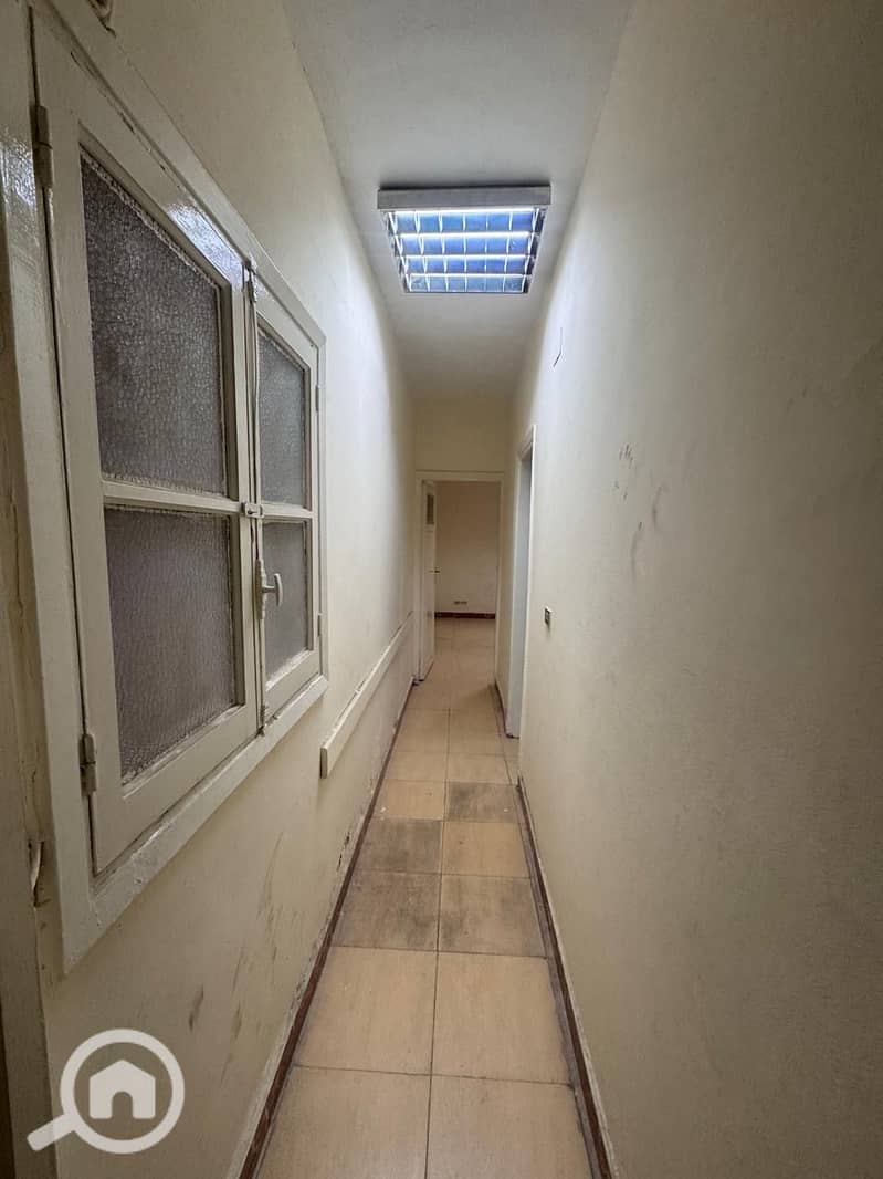 7 54882eb2-6e69-415b-be81-05c82807e44b. jpeg