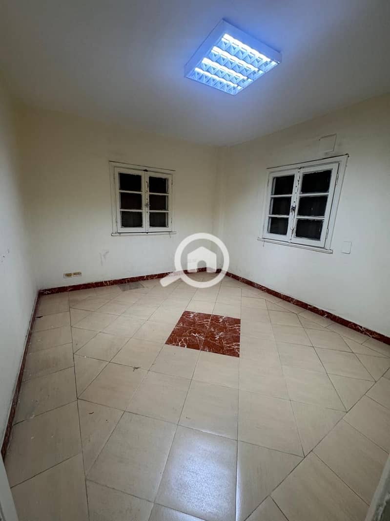 9 245d6475-fbd2-45a1-be71-42262f7661a7. jpeg