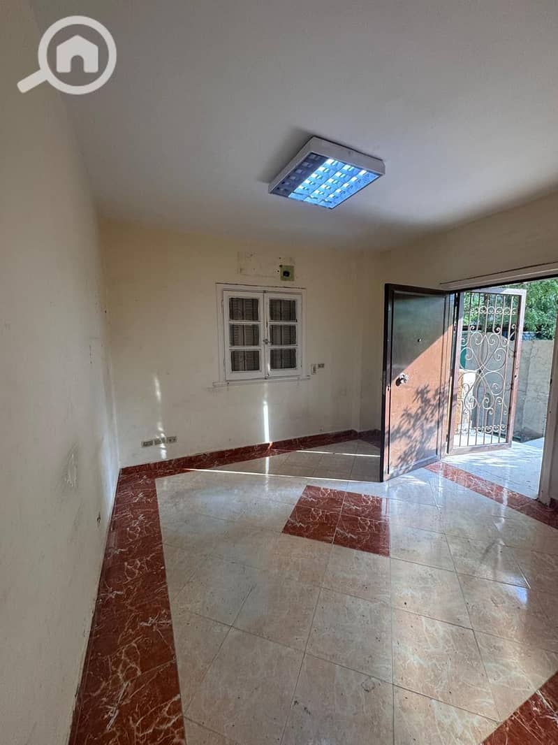 16 c5d5752f-fe8f-4c84-bb51-f0375ad94e63. jpeg