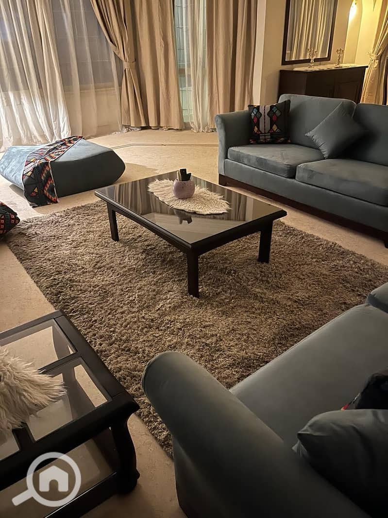 4 ce8b99a1-e348-40eb-be35-9e6e55688fac. jpeg