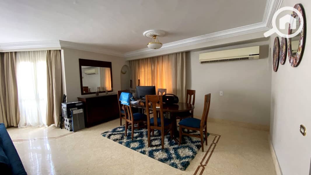 12 21029e7d-3638-4c50-b08b-b26c1613f3a1. jpeg