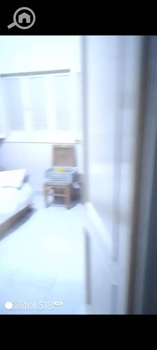 4 1ee6b262-f0e6-4104-86d1-350a51b9391b. jpg