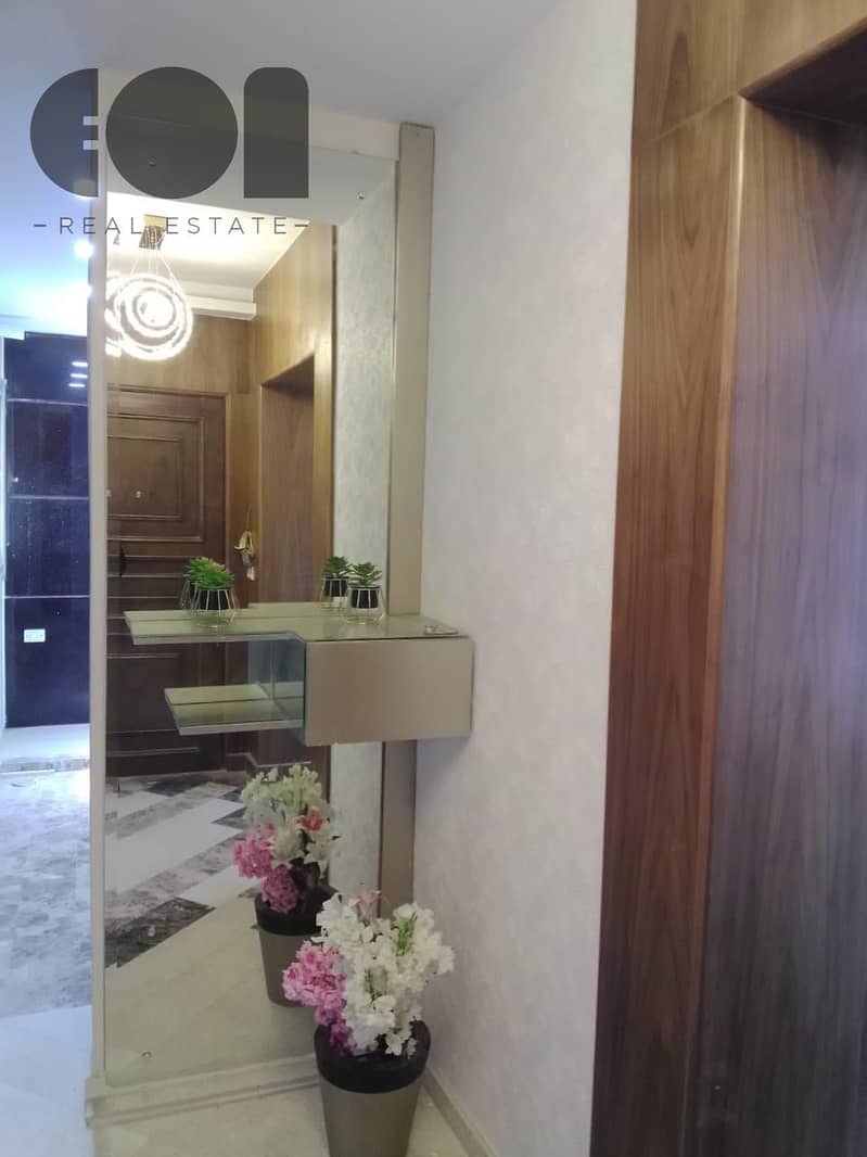 4 WhatsApp Image 2025-11-24 at 5.06. 35 PM (2). jpeg