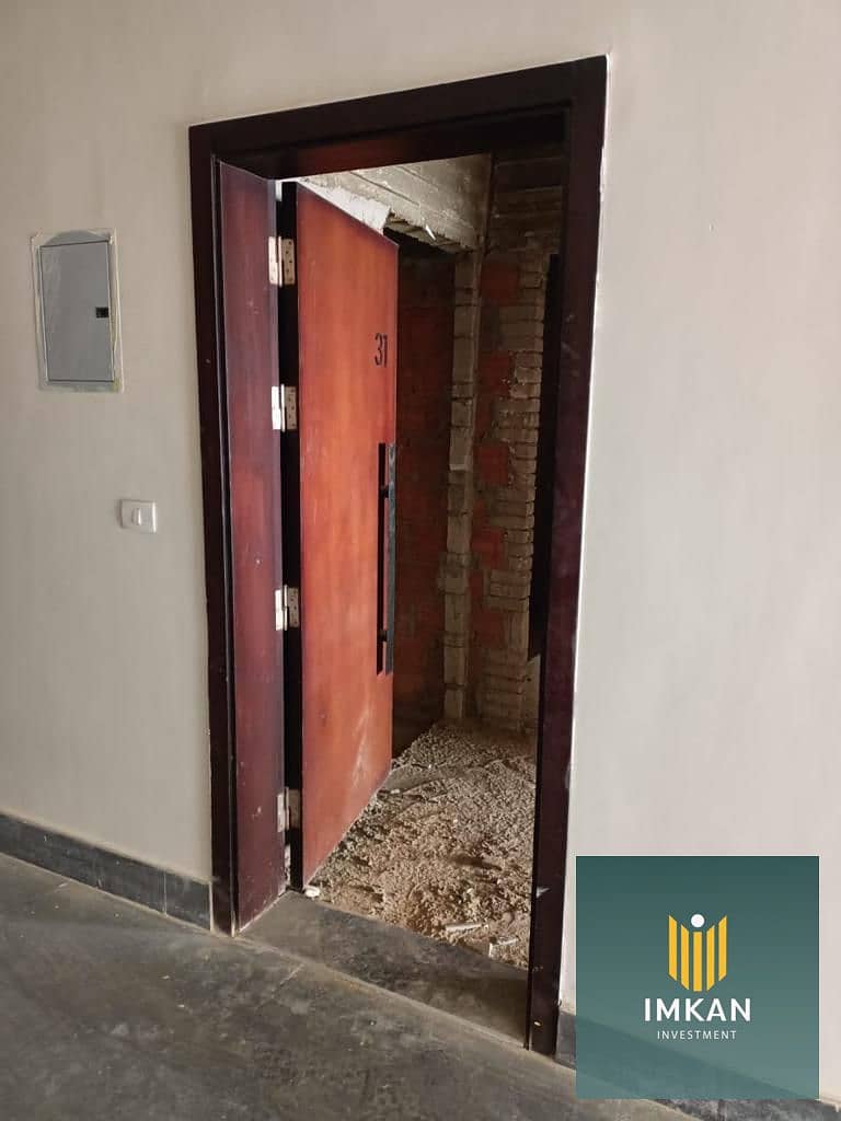 2 24489780-5ee4-4f5d-9d54-cb52e3826b6c. jpg