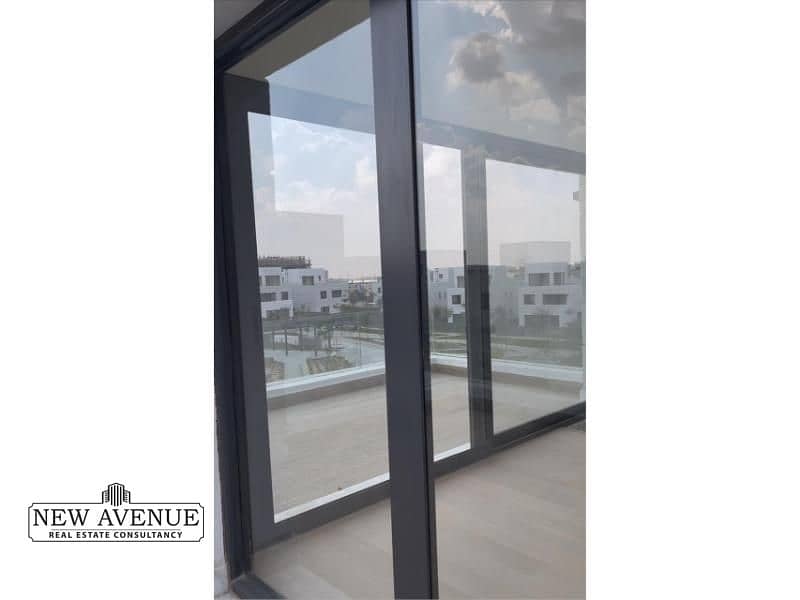 4 WhatsApp Image 2025-12-18 at 3.30. 50 PM (1). jpg