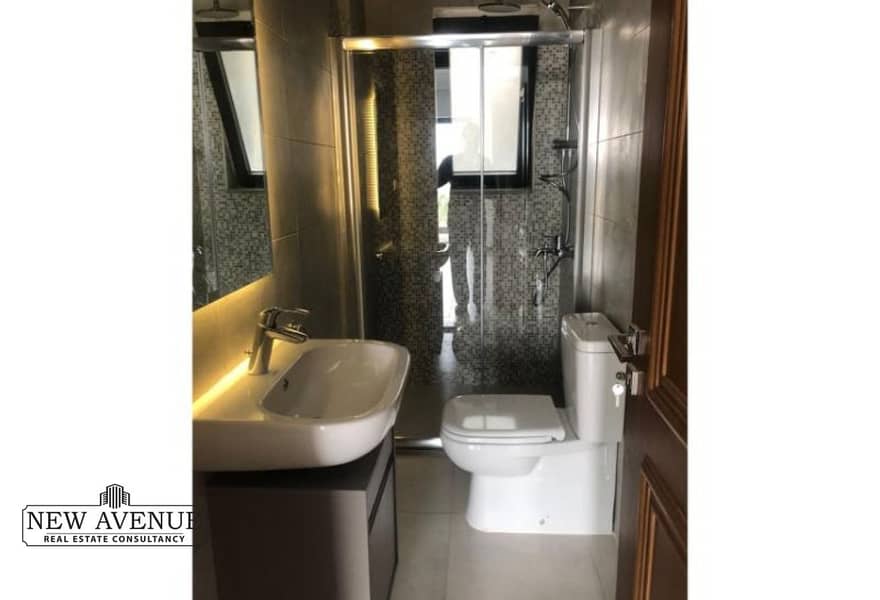 13 fb986a3b-0f09-49c1-8021-9e23245260a6. jpg