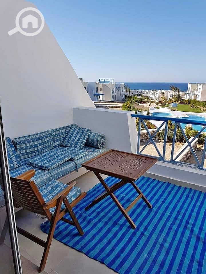 8 569371068_2179990432494379_6106981030475037494_n. jpg