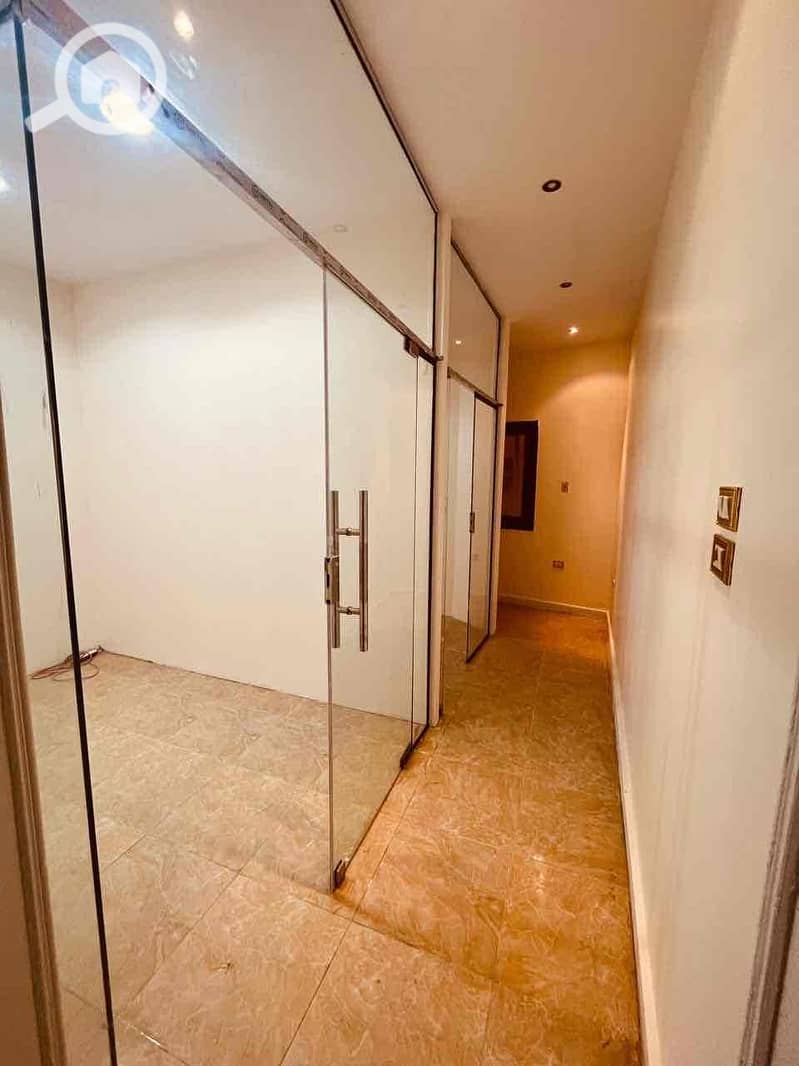 3 097d979d-a66b-46d6-b9a3-1c5434c65912. jpg