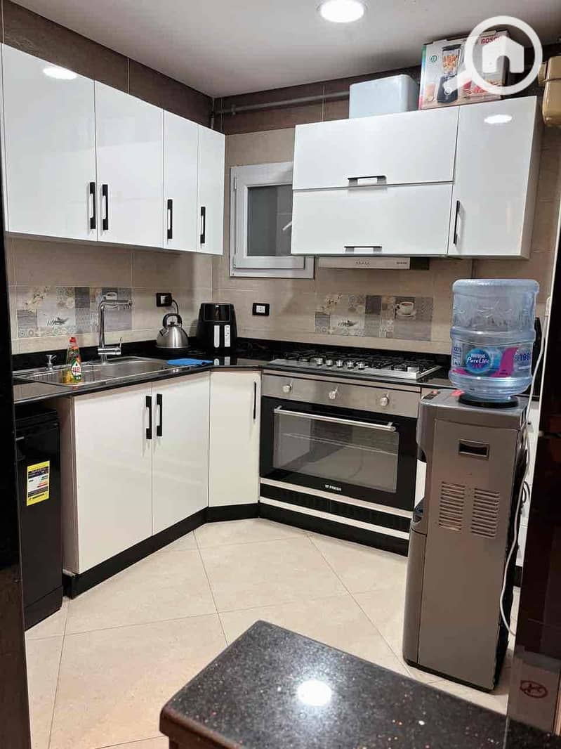 14 f4954015-ee34-4efd-82fb-d11604b1c926. jpg