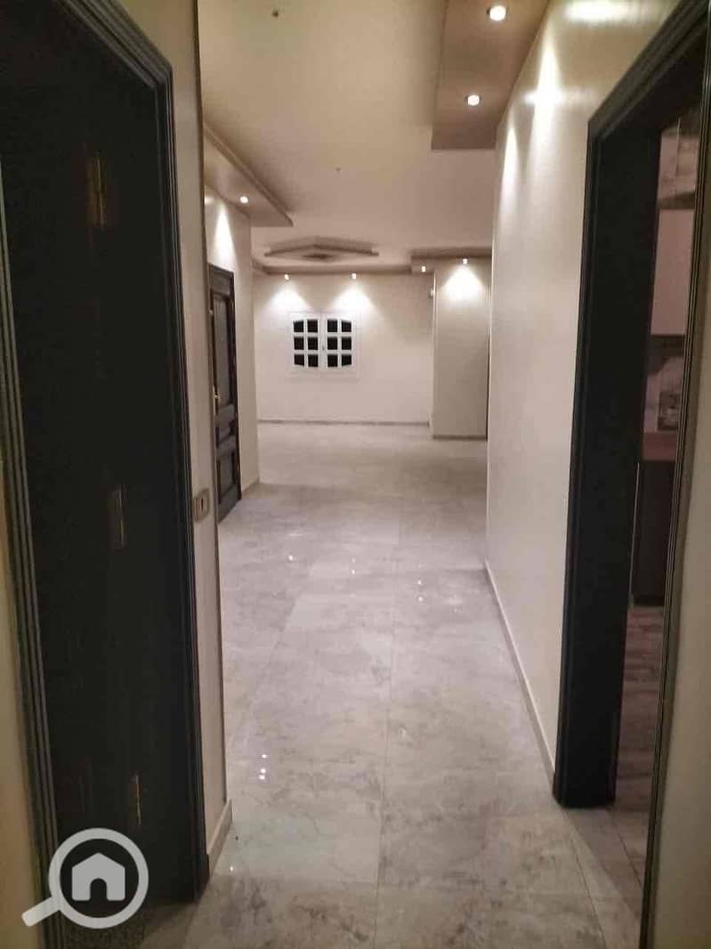 2 a80d511f-a6ac-45a7-b99e-e8856d97662f. jpg