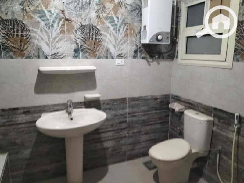 5 e15286b0-acd5-472b-9d9a-b91b7b7252a9. jpg