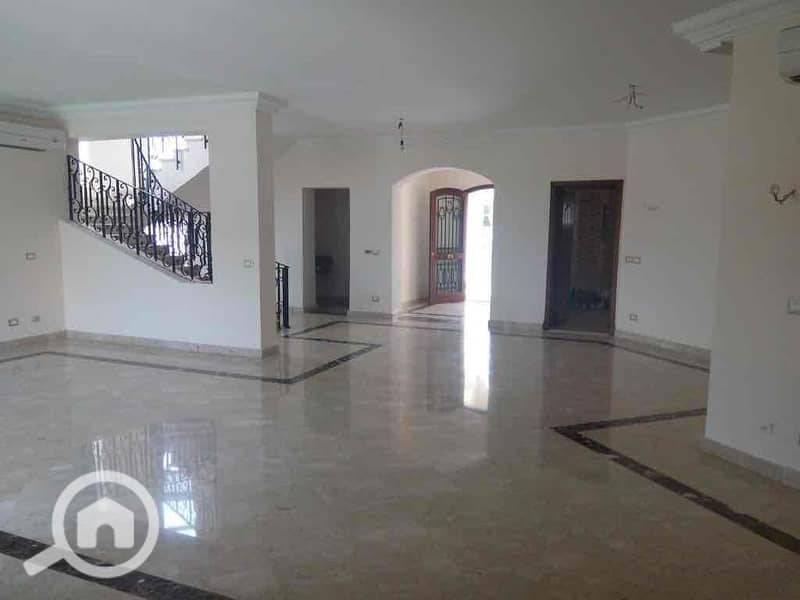 5 71e5da63-8c40-451b-83ce-87e95ccd6d3b. jpg