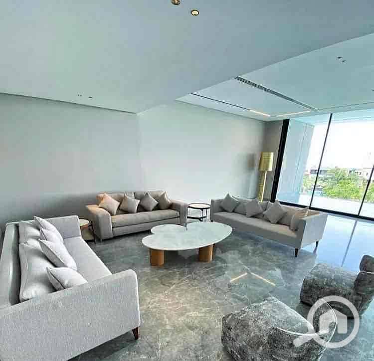 5 2e9738af-afc7-4e5b-9dbf-409965c18ce8. jpg