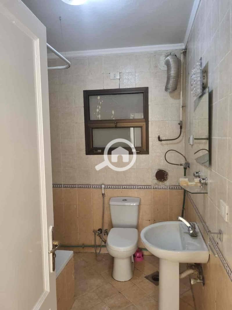 17 aadbdcd9-2a6f-401d-b889-919c8c7d1838. jpg