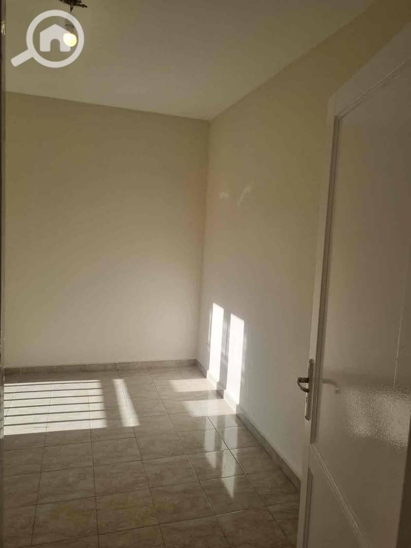 19 6f4ceb10-f49b-4cd5-b772-42e3a48ca694. jpg