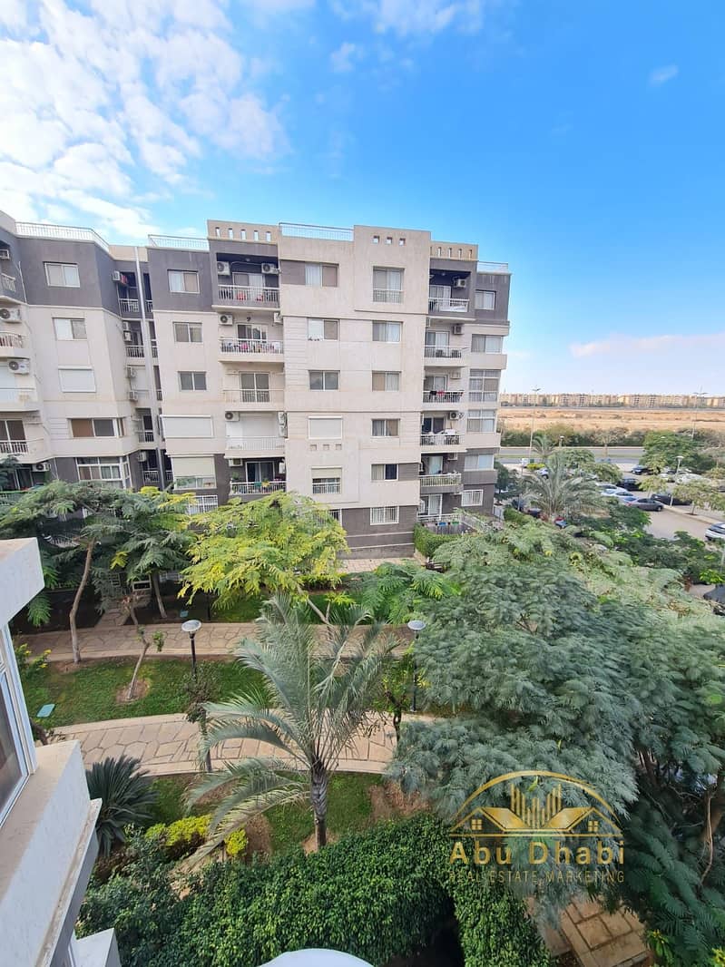 2 e5c923bd-7384-406a-a8ff-a909a7624746. jpg