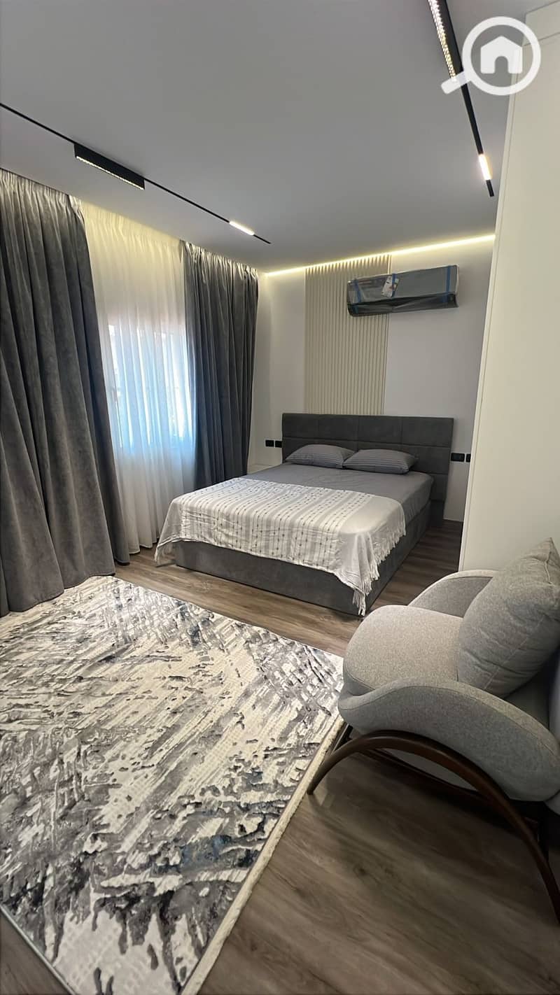 21 64080408-1bb9-4232-96d1-6a6ffe875978. jpg