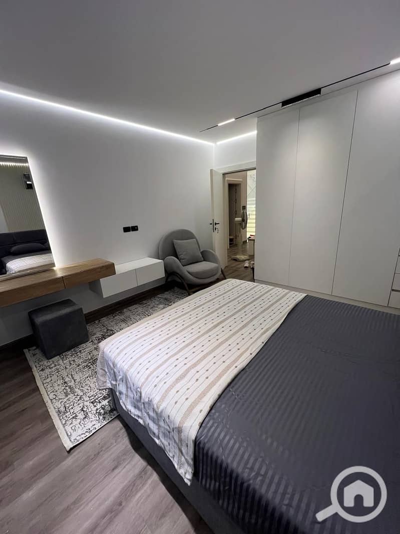 24 ad9936fa-2e0e-4cb5-a5eb-b92e3f7b91a8. jpg