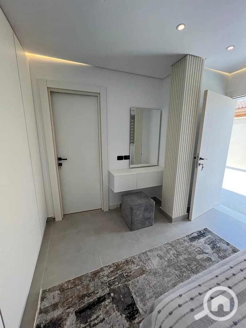 39 f8e4fcc7-53e6-4edc-a040-d88b5f2f4f89. jpg