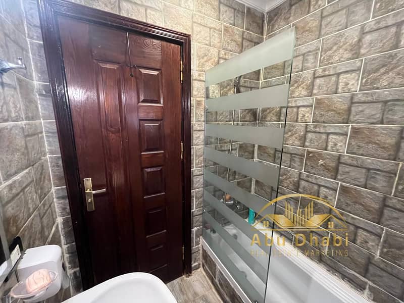 8 da229de0-e56d-4902-84a2-18ada35f1397. jpg