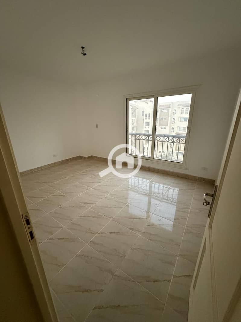 5 526fad46-bab4-40ed-9e6d-7652d0f76375. jpg